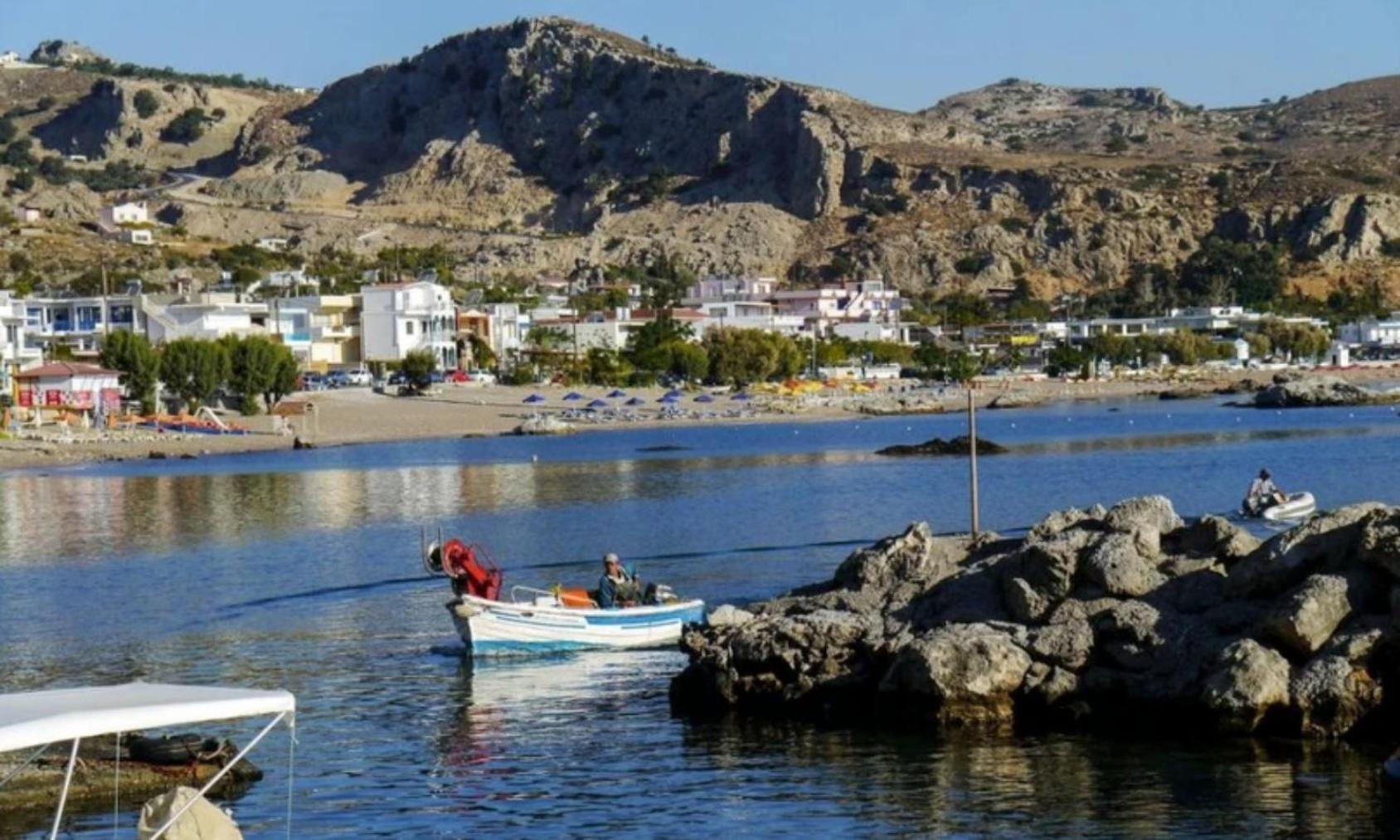 Thalassia Avra Stegna Beach Архангелос Экстерьер фото